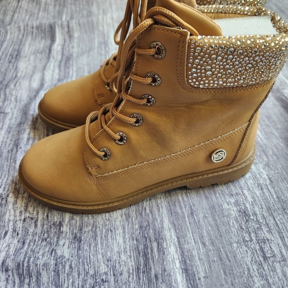 Bebe Tan Combat Boots Rhinestone Embellished Lace Up Ankle Boots Size 8.5 - Picture 5 of 12